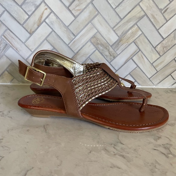 SM New York Sandals Open Toe With Back Strap Women’s Size 8 1/2 - Picture 2 of 5